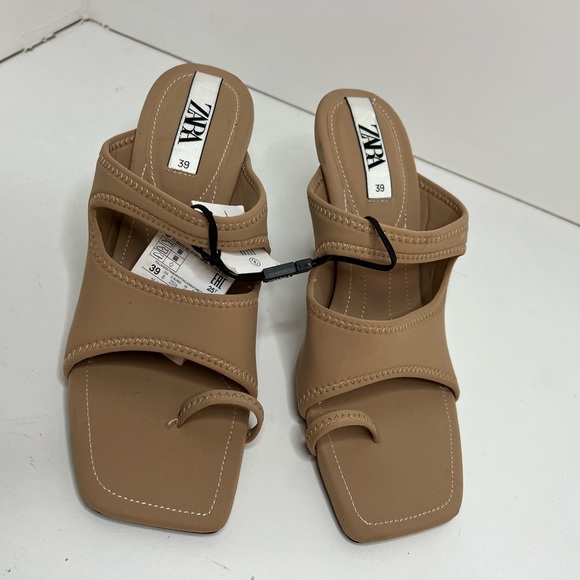 Tan Zara heels - Picture 2 of 3